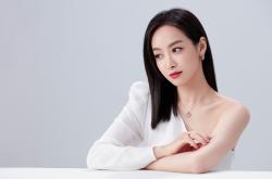 开云体育登录-撕裂暗夜的金色箭矢，美加墨世界杯之夜与马克西的冠军级加冕