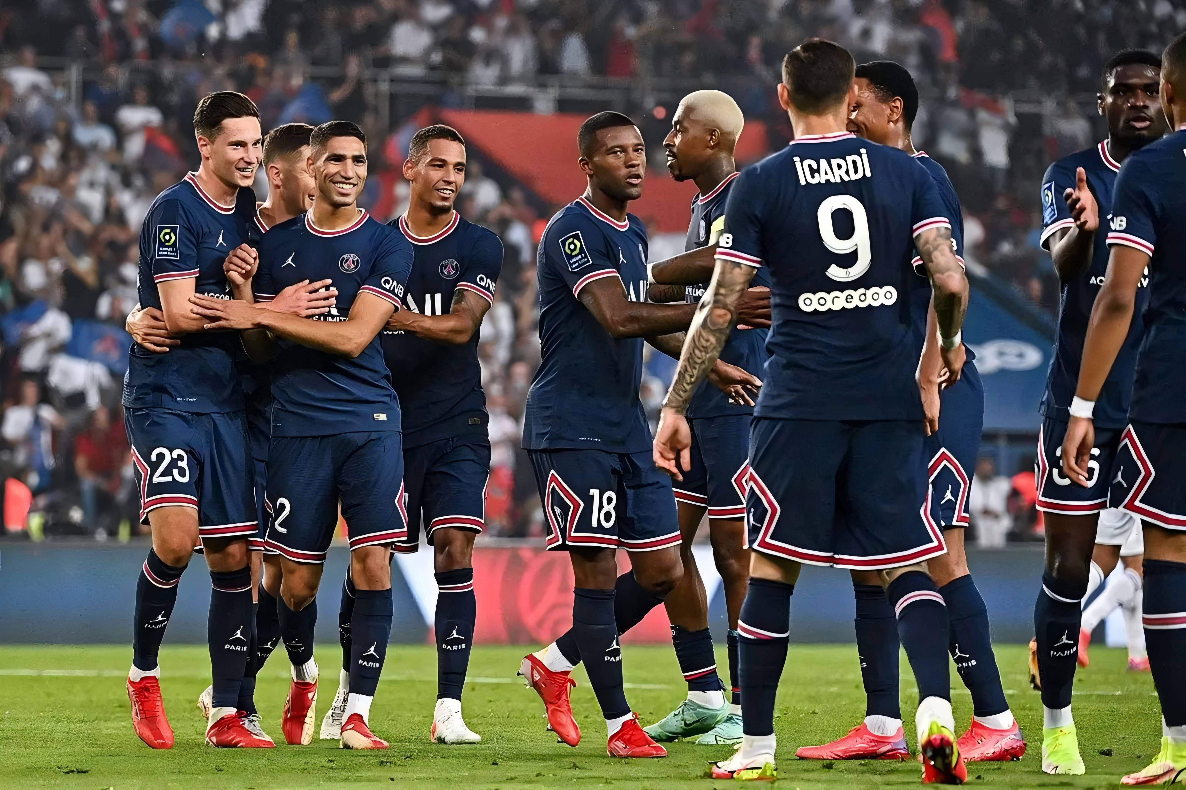 包含巴黎圣日耳曼客场大胜尼斯，狂揽三分的词条