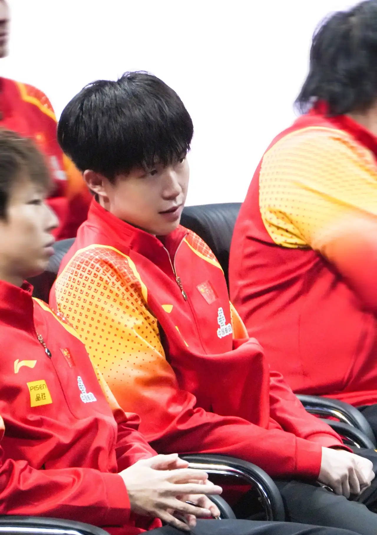 瑞典队凭借坚持不懈晋级下一轮 瑞典队凭借坚持不懈晋级下一轮