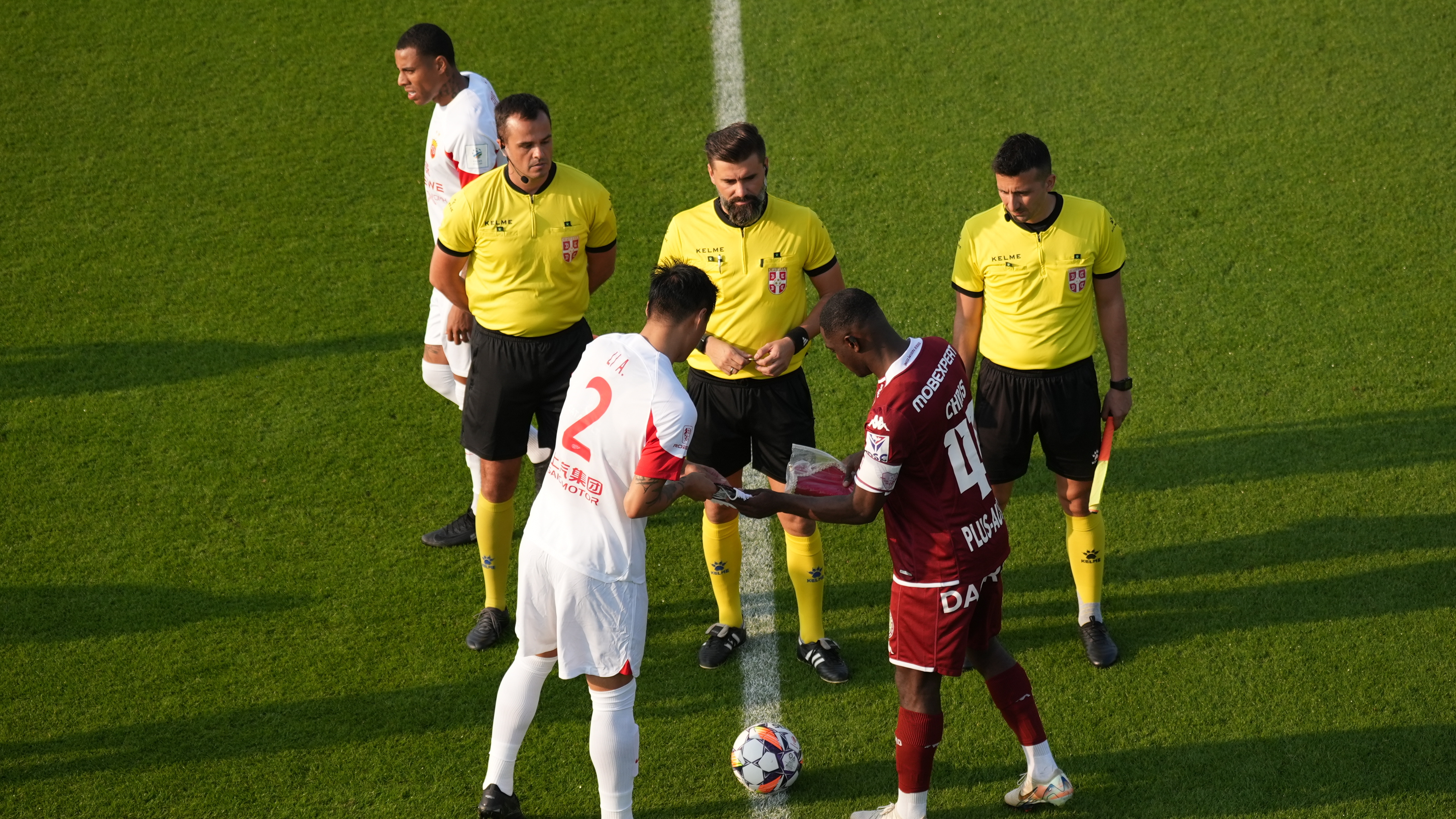 尼斯球员逐渐找回状态,备战对手 尼斯球员逐渐找回状态,备战对手