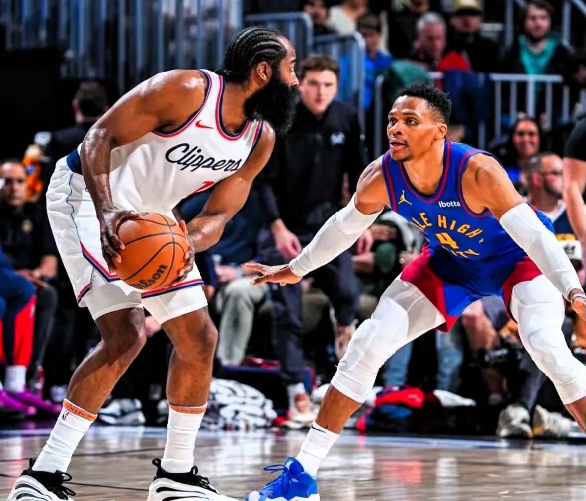 快船再胜一仗,保持不败势头 快船再胜一仗,保持不败势头