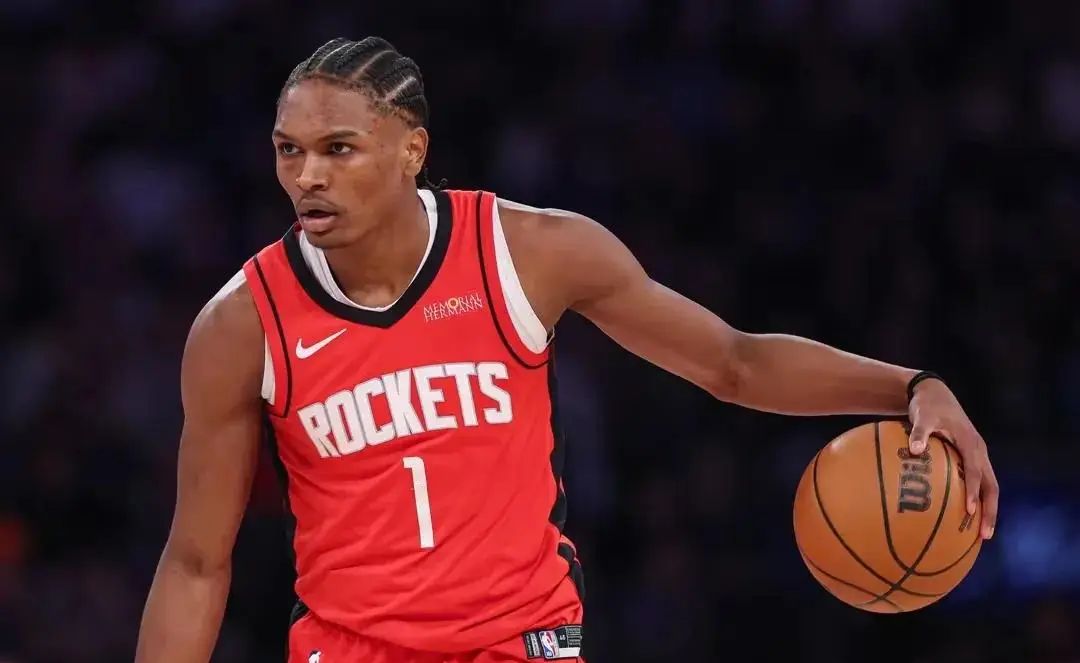 火箭主场大胜尼克斯，结束两连败