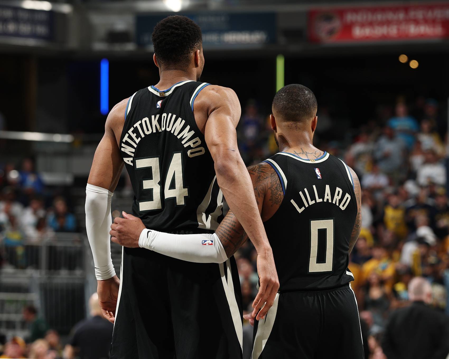 雄鹿客场击败开拓者，拉塞尔28分12助攻的简单介绍