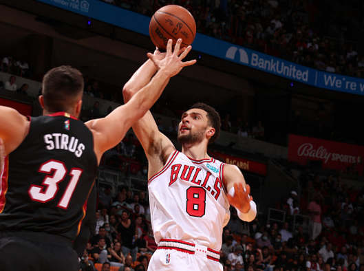 公牛遭遇克星太阳，洛瑞32分无用的简单介绍