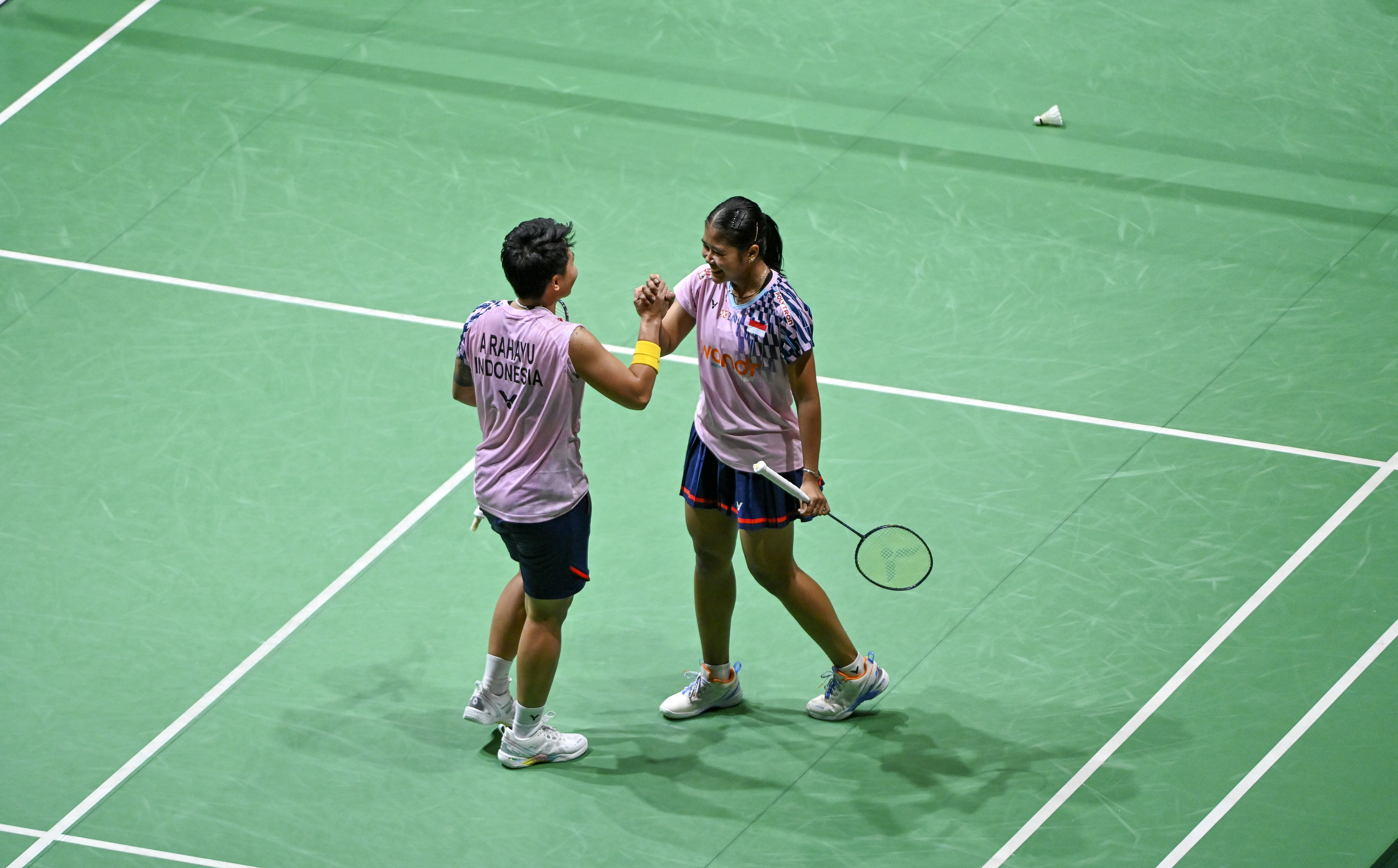 关于马来西亚羽毛球队横扫英格兰羽毛球队，马琳关键制胜的信息