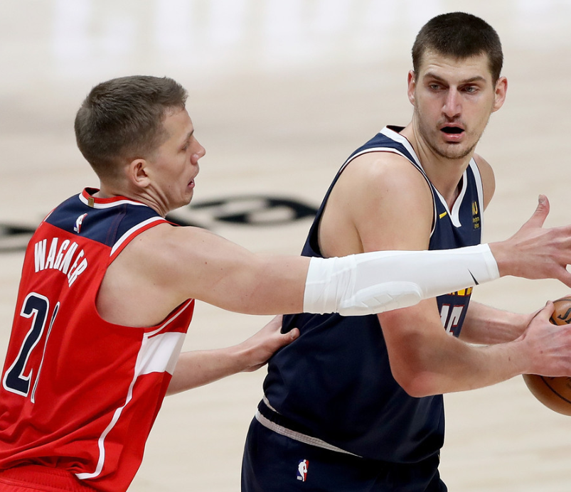 日本网球队鏖战澳大利亚网球队,穆雷完成帽子戏法的简单介绍 日本网球队鏖战澳大利亚网球队,穆雷完成帽子戏法的简单介绍