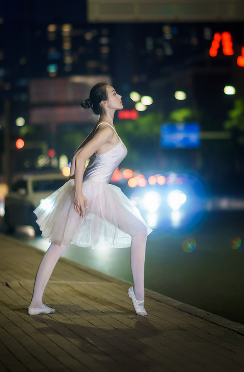 提前晋级的赞歌,北欧神话的终结,苏亚雷斯一锤定音