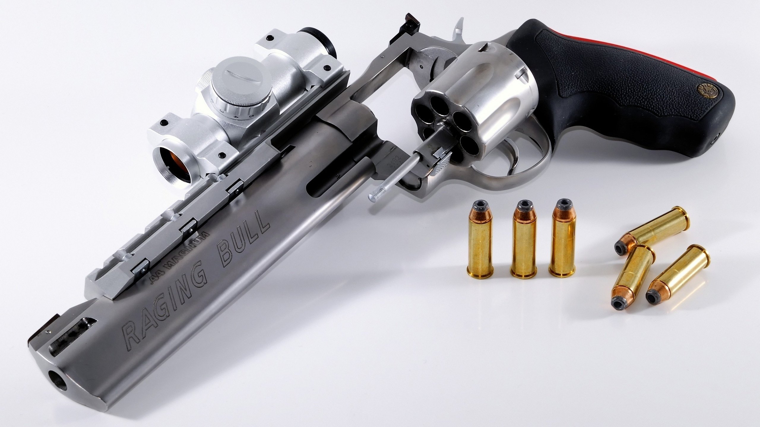 以一己之力重写奇迹定义，米切尔的教科书之夜如何刺破欧洲足坛迷雾