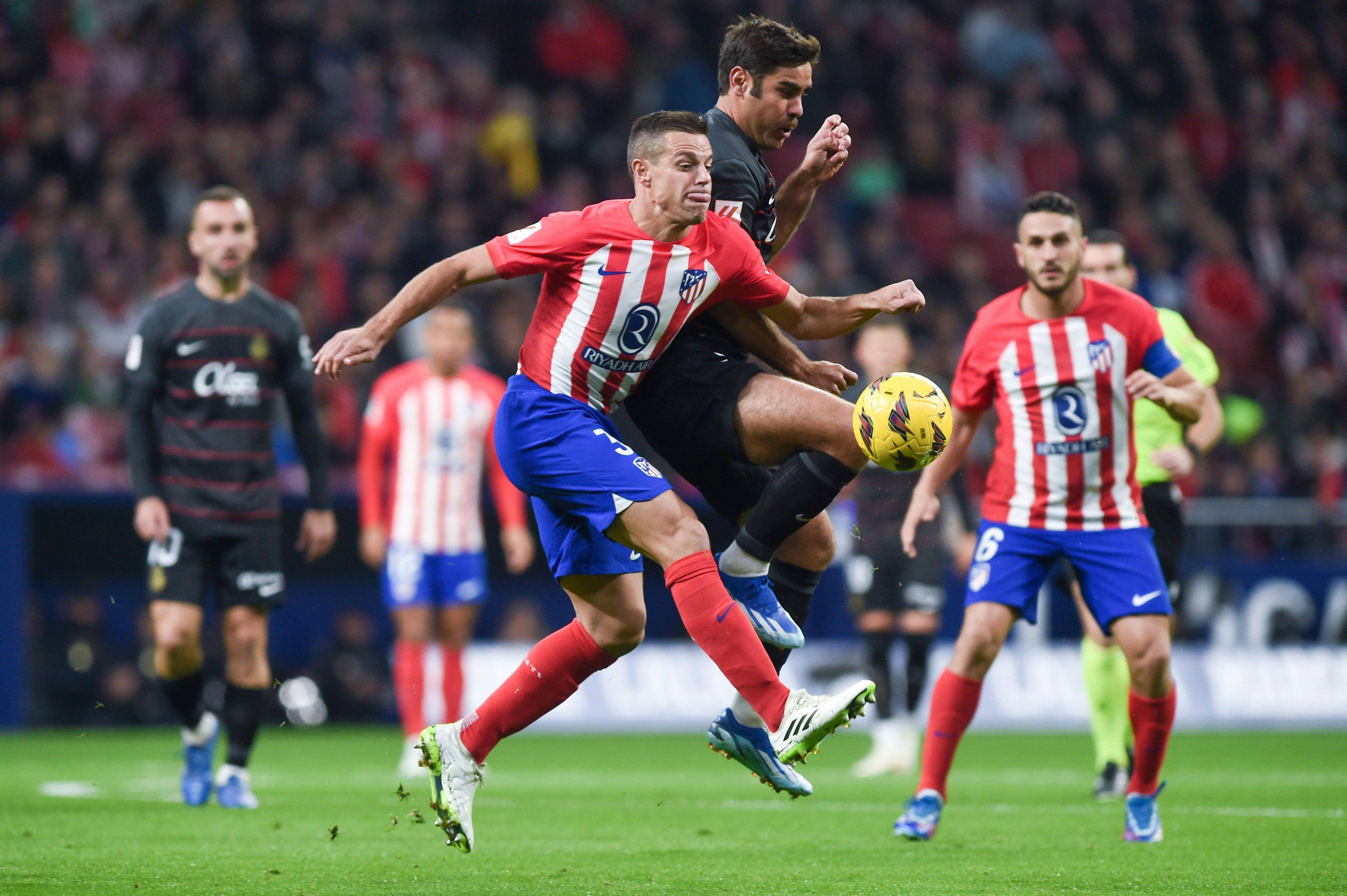 西甲国家德比焦点战，拜仁生死战取胜利物浦