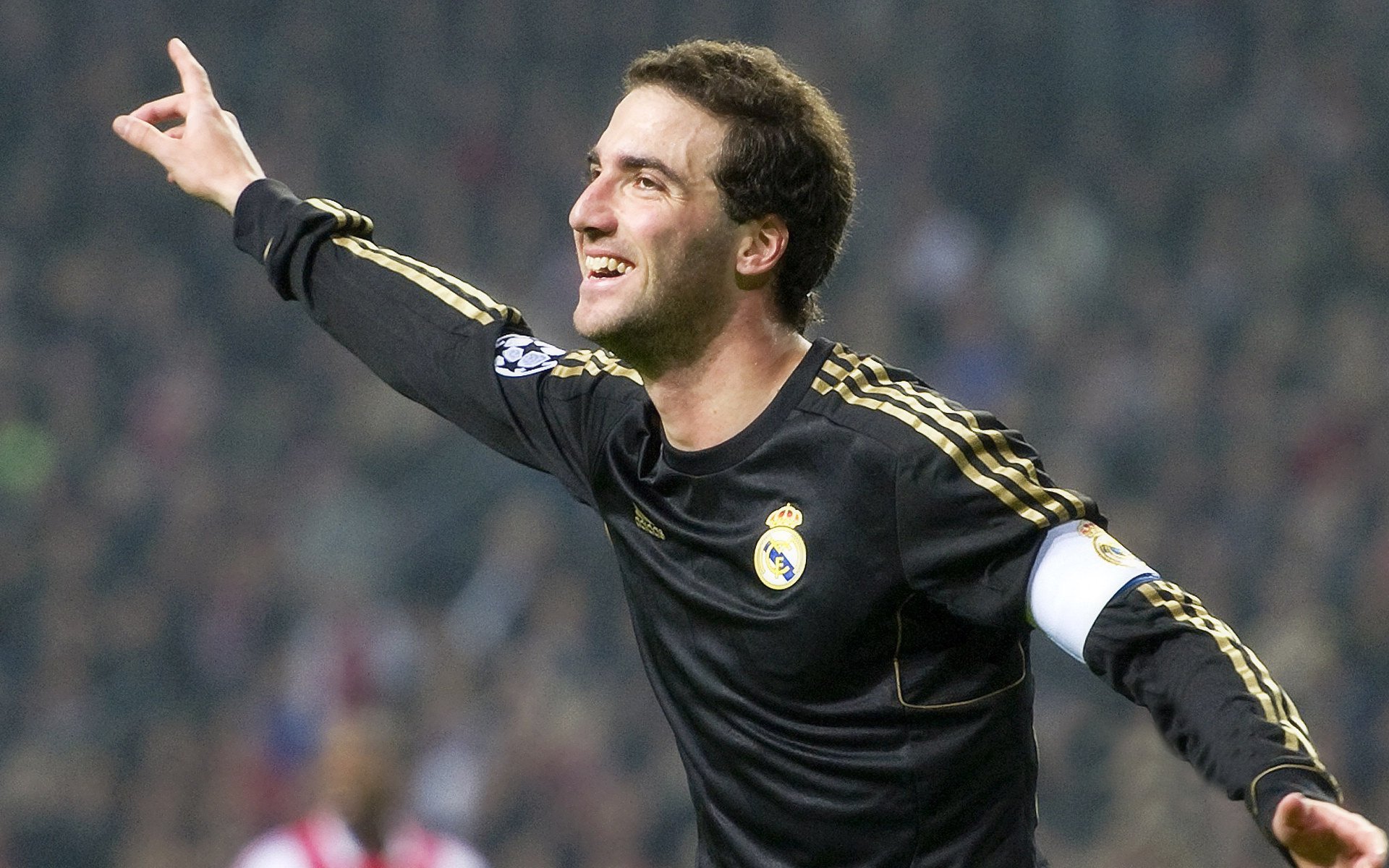 主宰全场!范弗利特全面爆发撕裂国王,爵士攻防一体奏响胜利凯歌