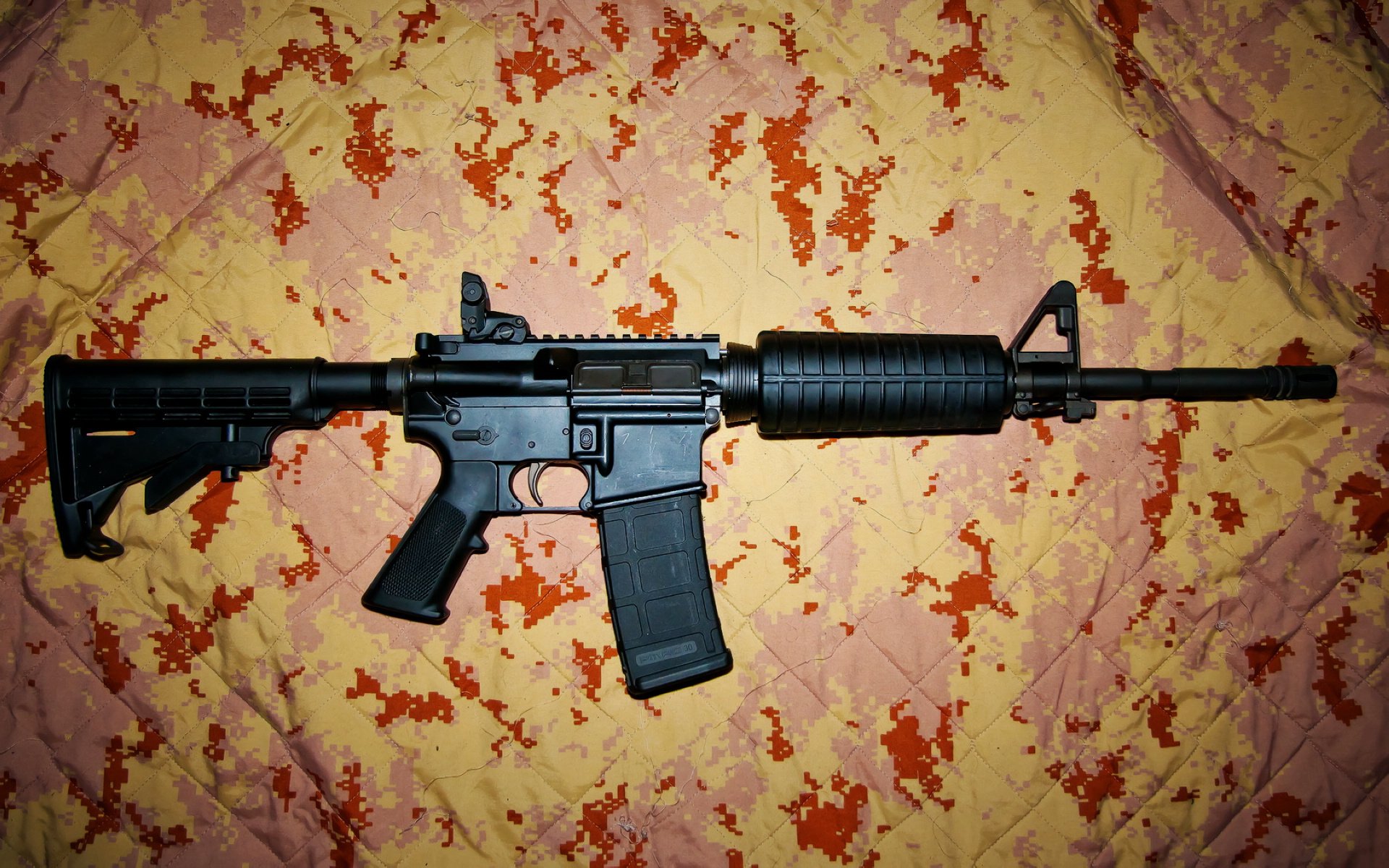 球场断电，赛道超车，当利拉德在F1街道上投出关键一球