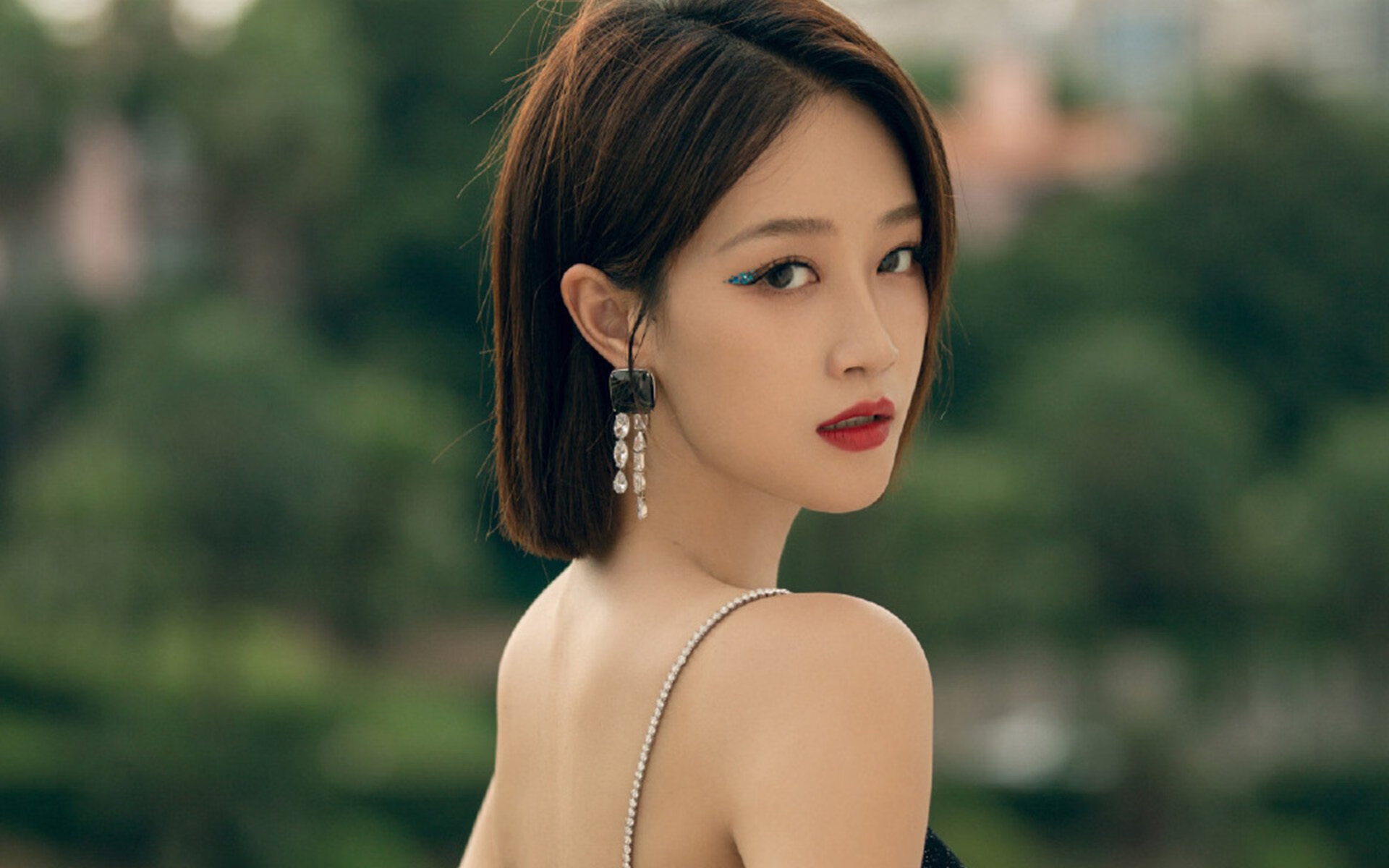 火箭轻取步行者，保罗成关键先生领航胜利